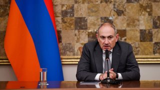 Премьер-министр представил аппарату Следственного комитета новоназначенного председателя Артура Погосяна (видео, фотографии)